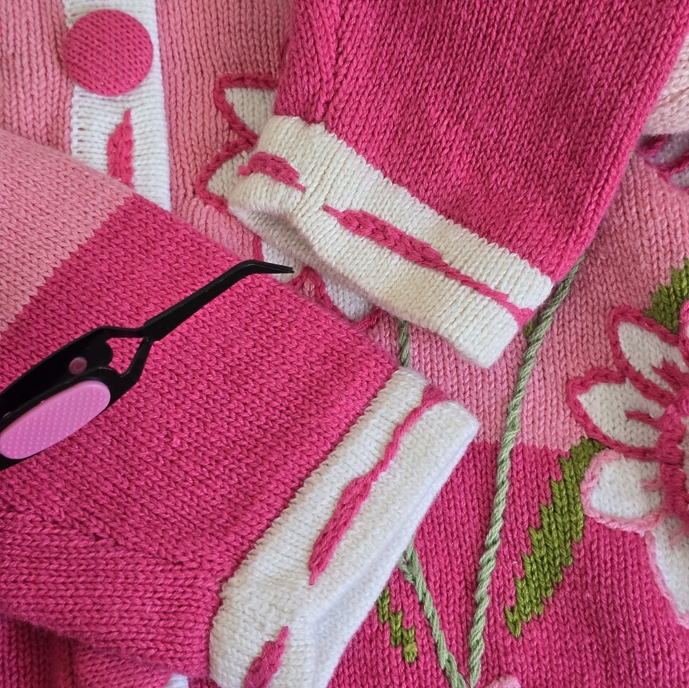 *VTG/NWT* STORYBOOK KNITS Vtg Pink Floral Cardigan, Pink Floral Knit Sweater - Picture 10 of 12